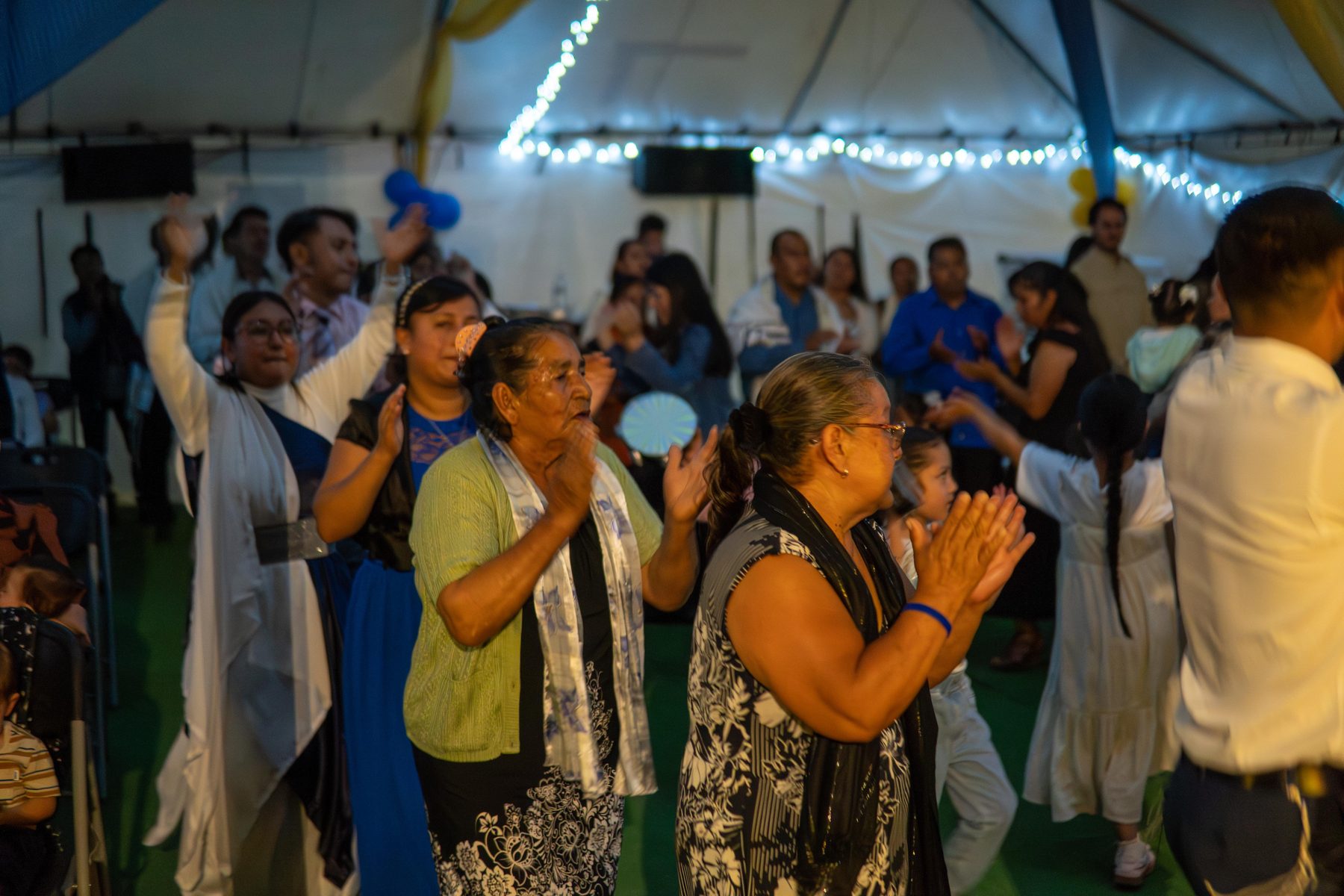 La congregación en oración
